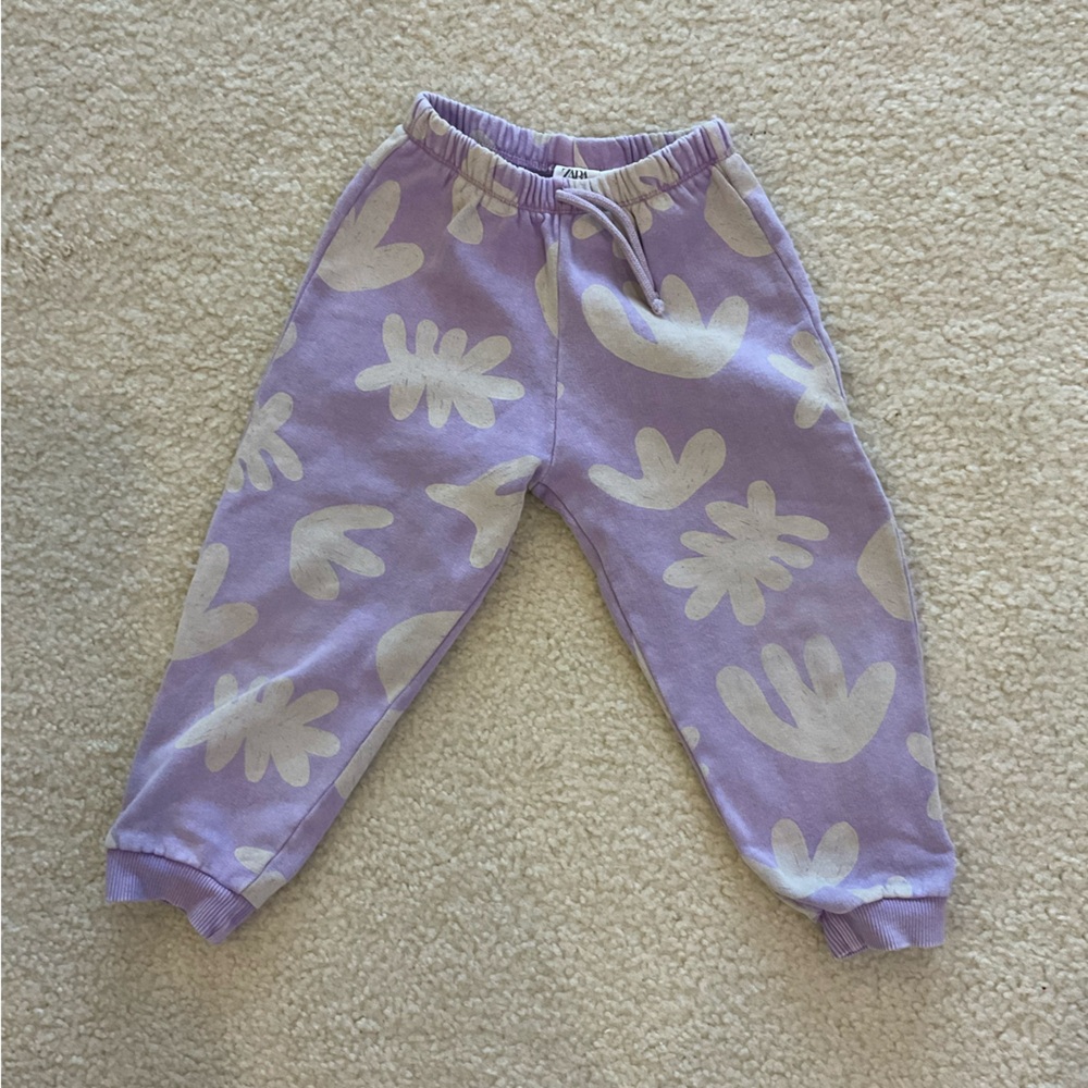 Zara Lavender and Cream Joggers